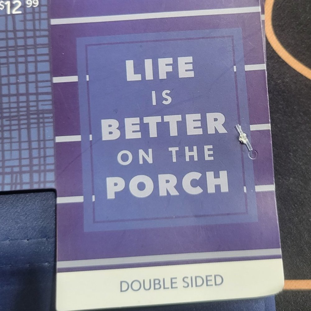 Place & Time Flags Outdoor  Decor Lot of 4 + 1 Double - Picture 6 of 6